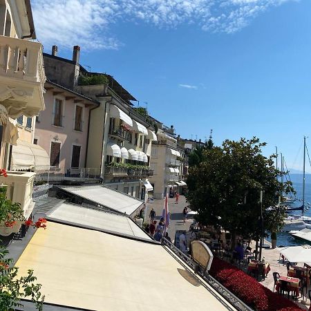 Casa Elisabetta, Affacciata Sul Golfo Apartamento Salò Exterior foto