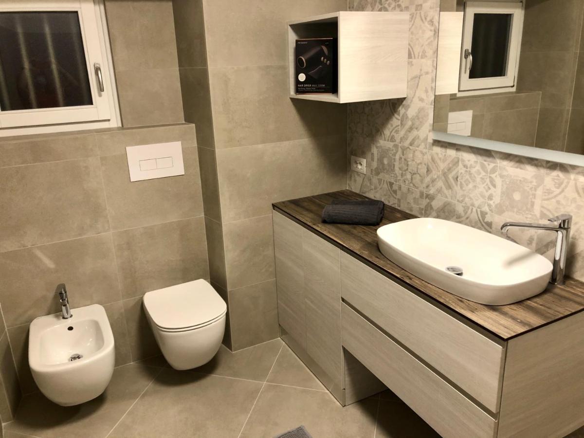 Casa Elisabetta, Affacciata Sul Golfo Apartamento Salò Exterior foto
